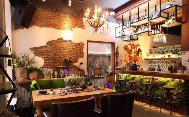 開了3家餐飲店，我總結(jié)出來的10條裝修經(jīng)驗和技巧