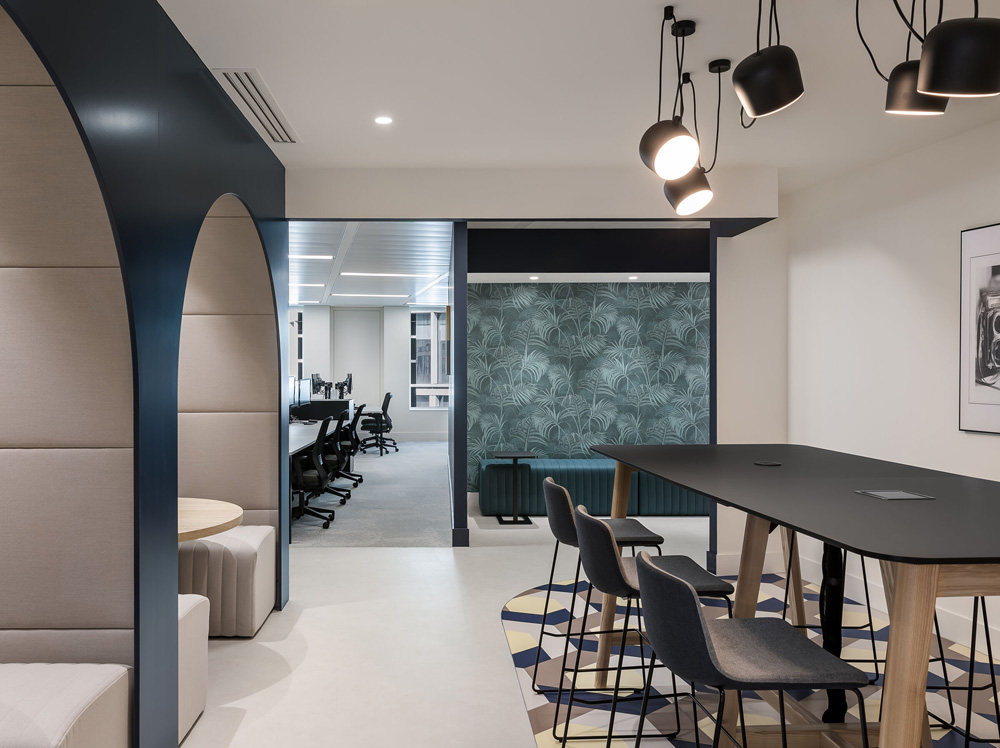 卓正裝飾淺析辦公室裝修的密度板是什么材質(zhì)？